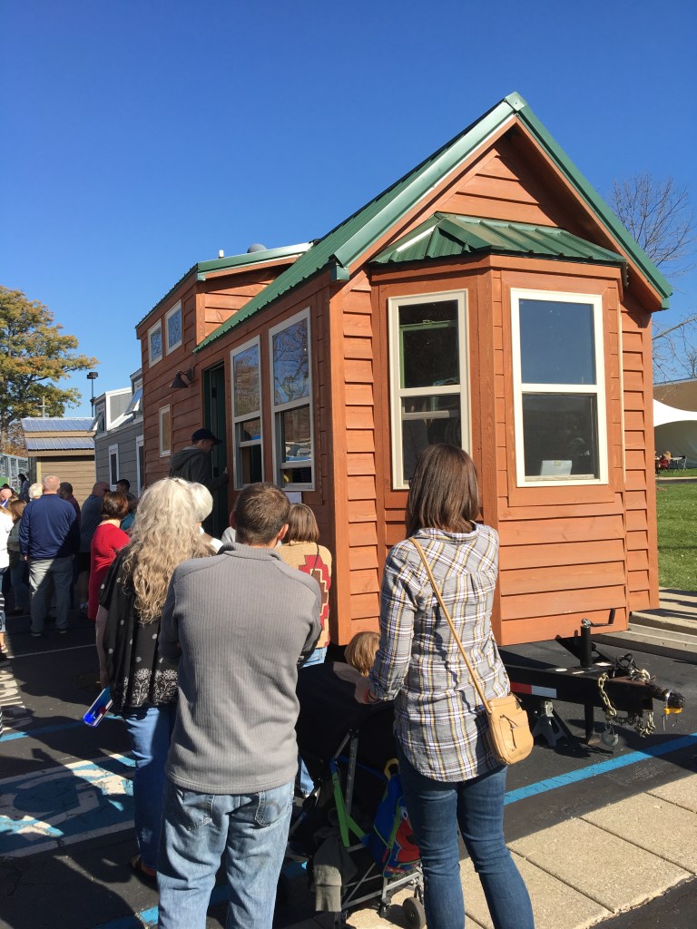 Tiny House, Coming Home